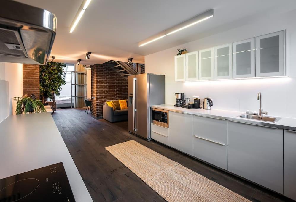 5br+2bath Old Town Loft Luxe Brickhouse, A/c Apartmán Praha
