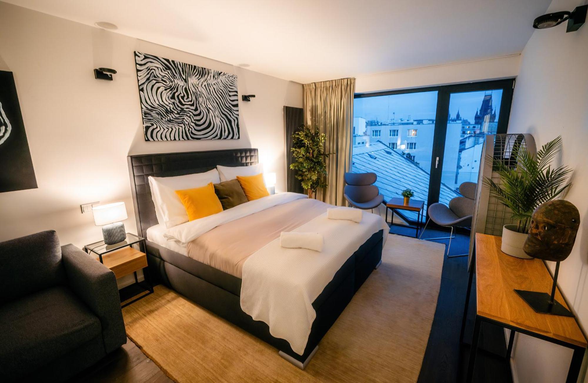 5br+2bath Old Town Loft Luxe Brickhouse, A/c * Praha