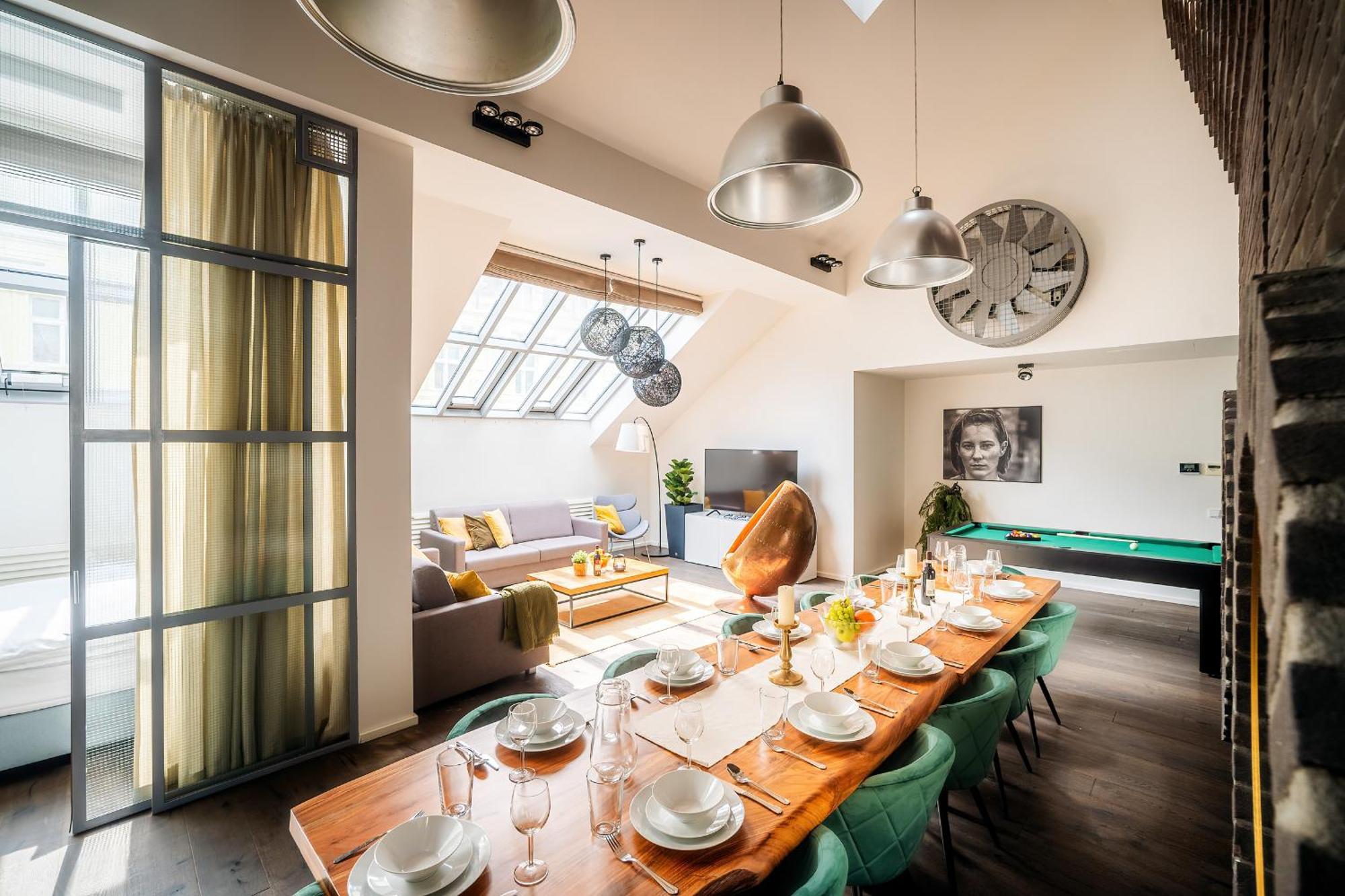 5br+2bath Old Town Loft Luxe Brickhouse, A/c Praha